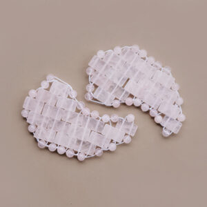 Chłodzące płatki pod oczy z różowego kwarcu Joga Piękna