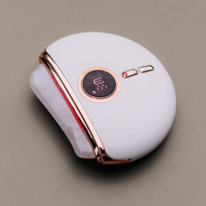 Elektryczny masażer do twarzy Gua Sha z białym jadeitem 4w1