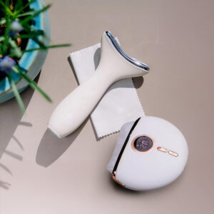 Zestaw masażerów: Glow Lift EMS + Elektryczny Gua Sha 4w1